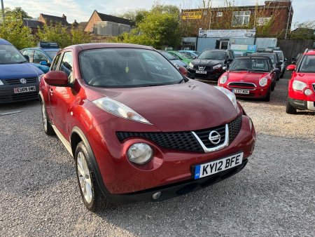 NISSAN JUKE 1.6 Acenta Premium Euro 5 (s/s) 5dr