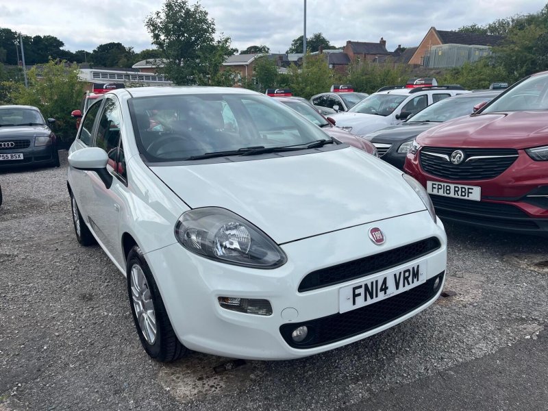 FIAT PUNTO 1.4 Easy Euro 6 (s/s) 5dr